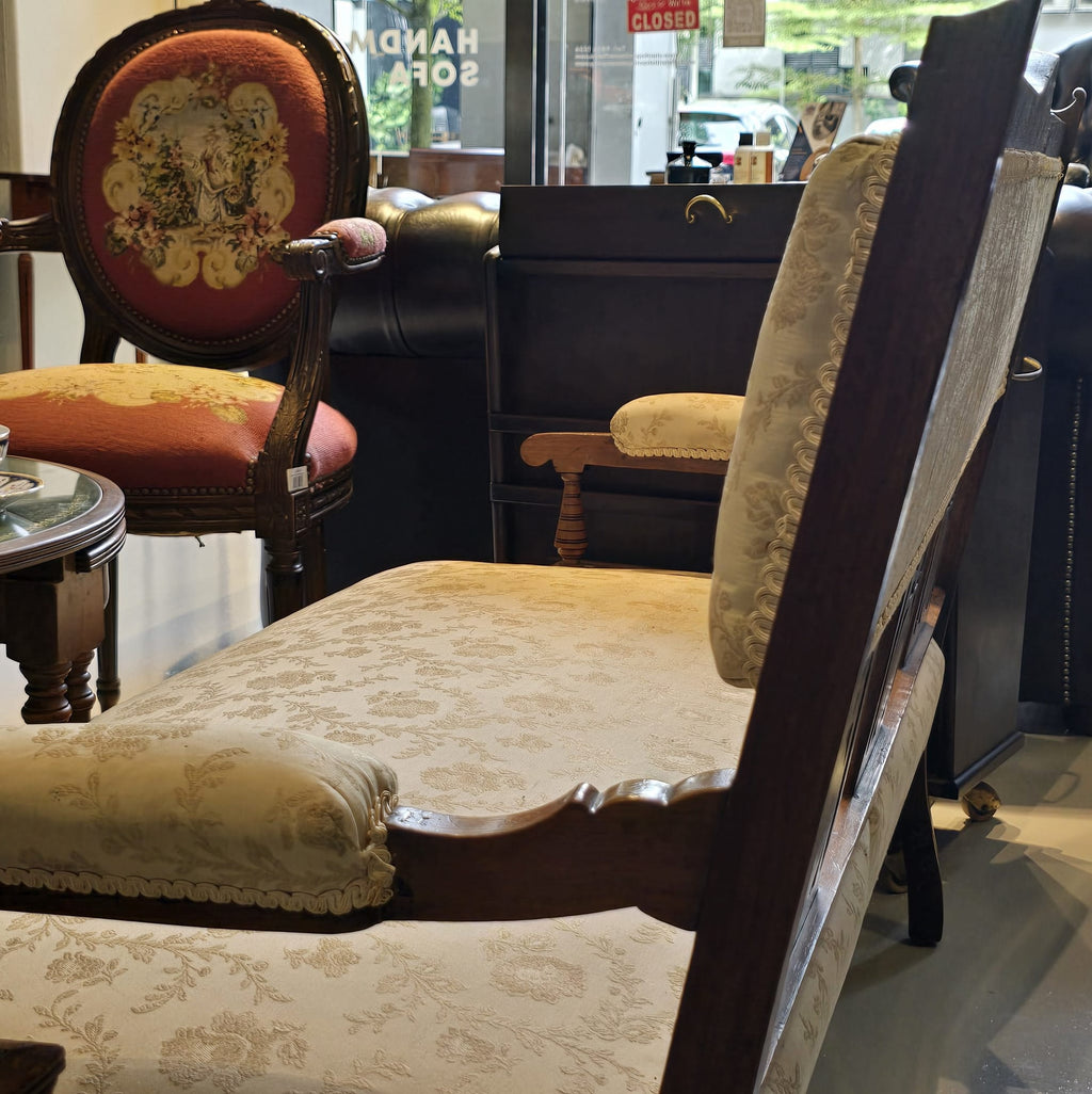 Exquisite vintage floral three-seater chair