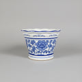 Vintage Blue & White Chinoiserie Ceramic Scalloped Planter (25cm x 18cm)