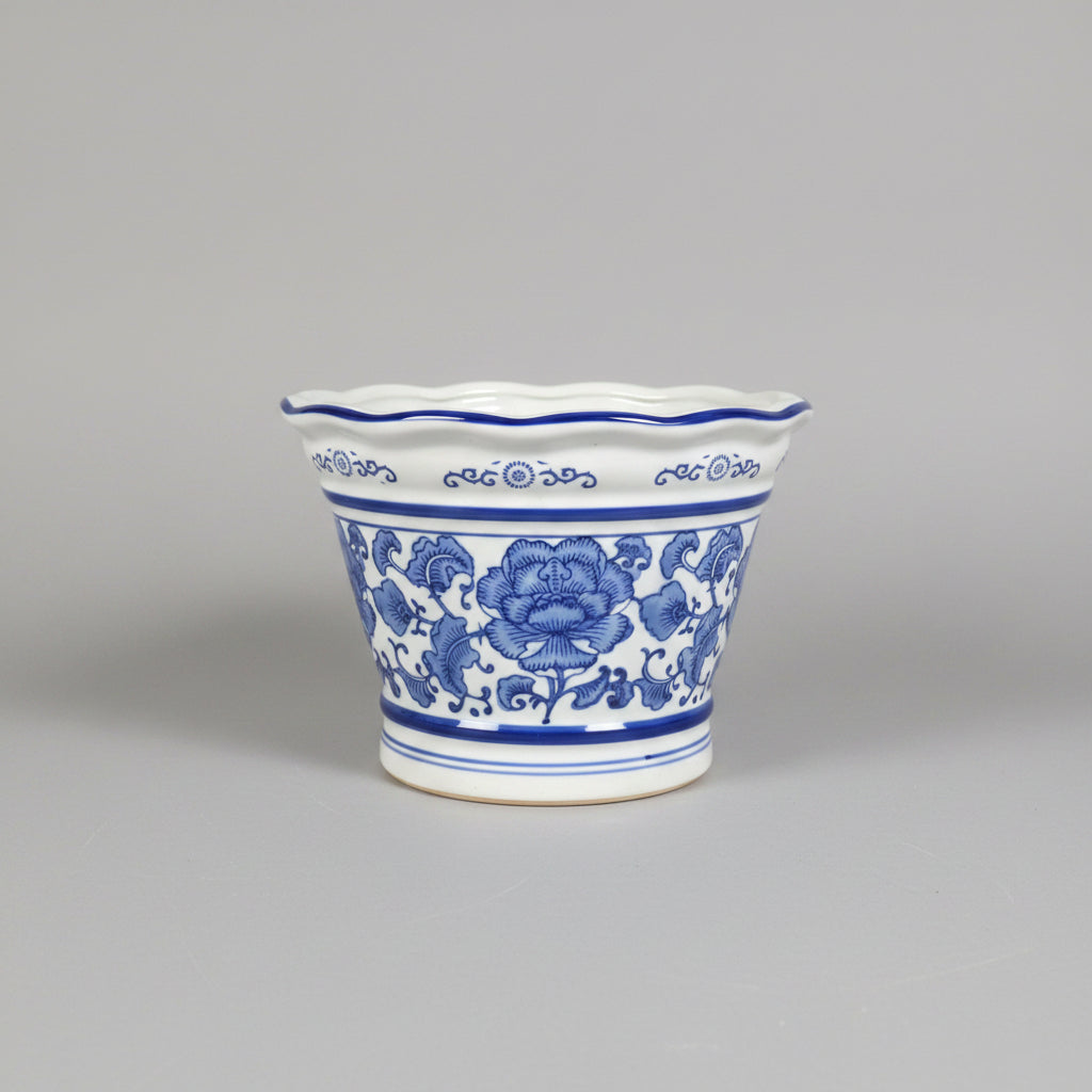 Vintage Blue & White Chinoiserie Ceramic Scalloped Planter (25cm x 18cm)