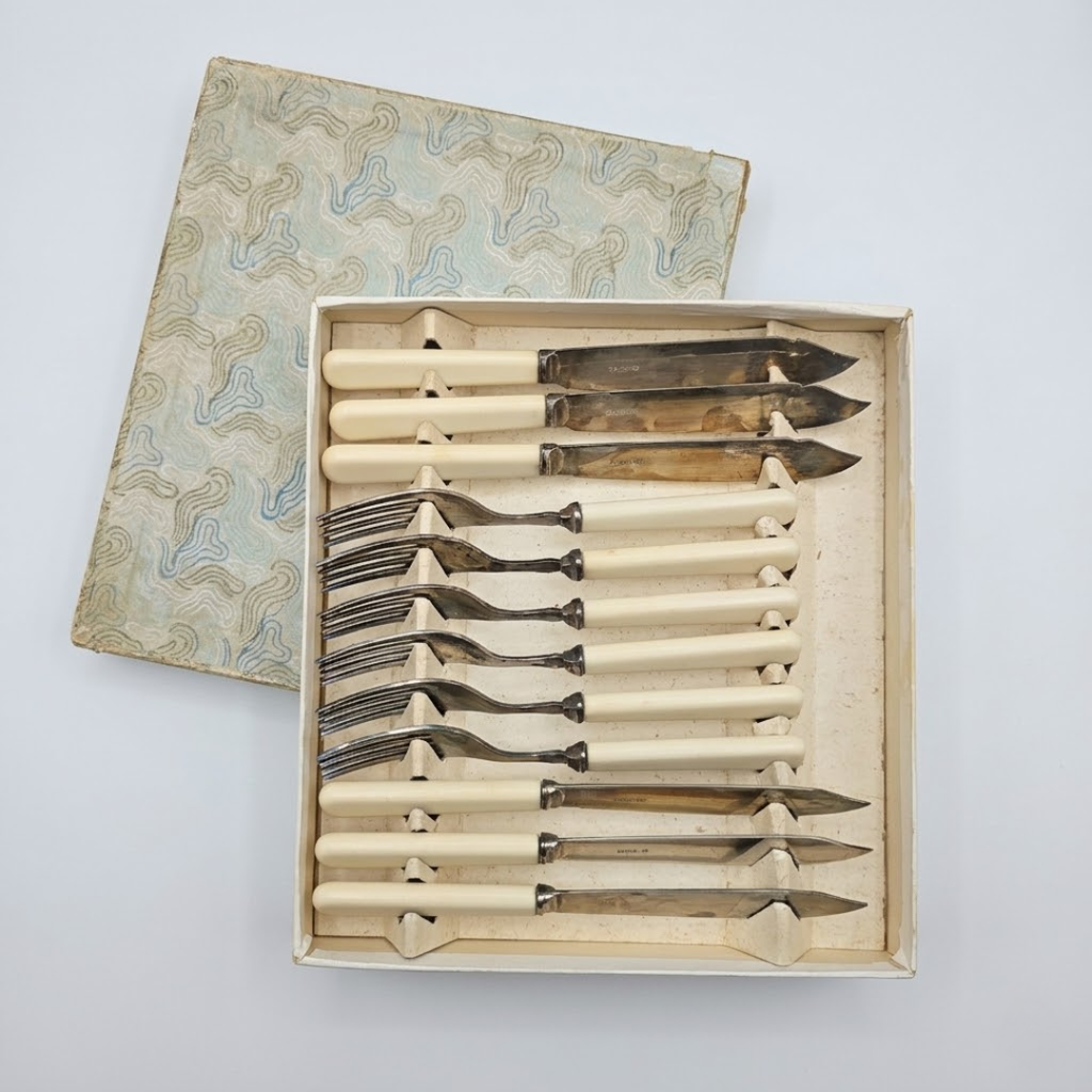 Fork and Knife set of 6 cutlery set