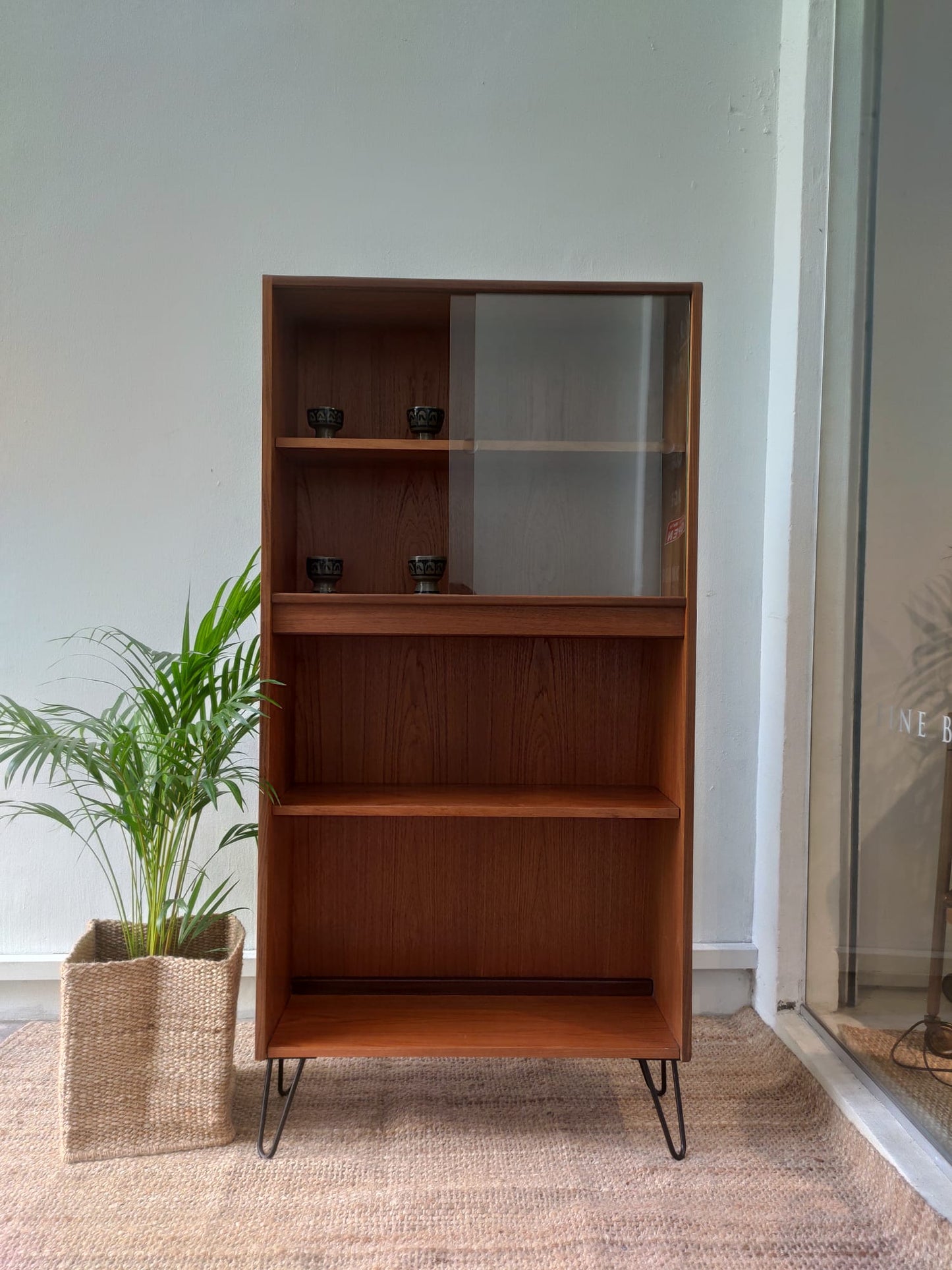 Mid-century Teak tall Display bookcase /cabinet circa1950-1960