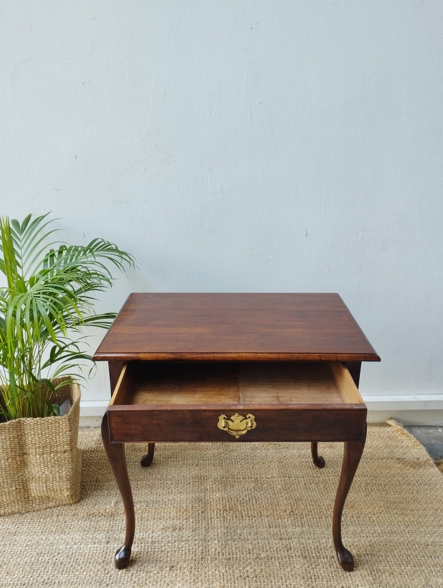 Mahogany Table with cabriole legs