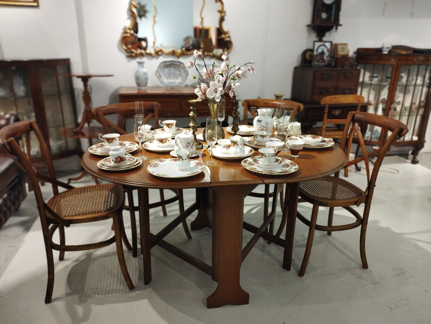 Mid-Century Galley Dinning Table