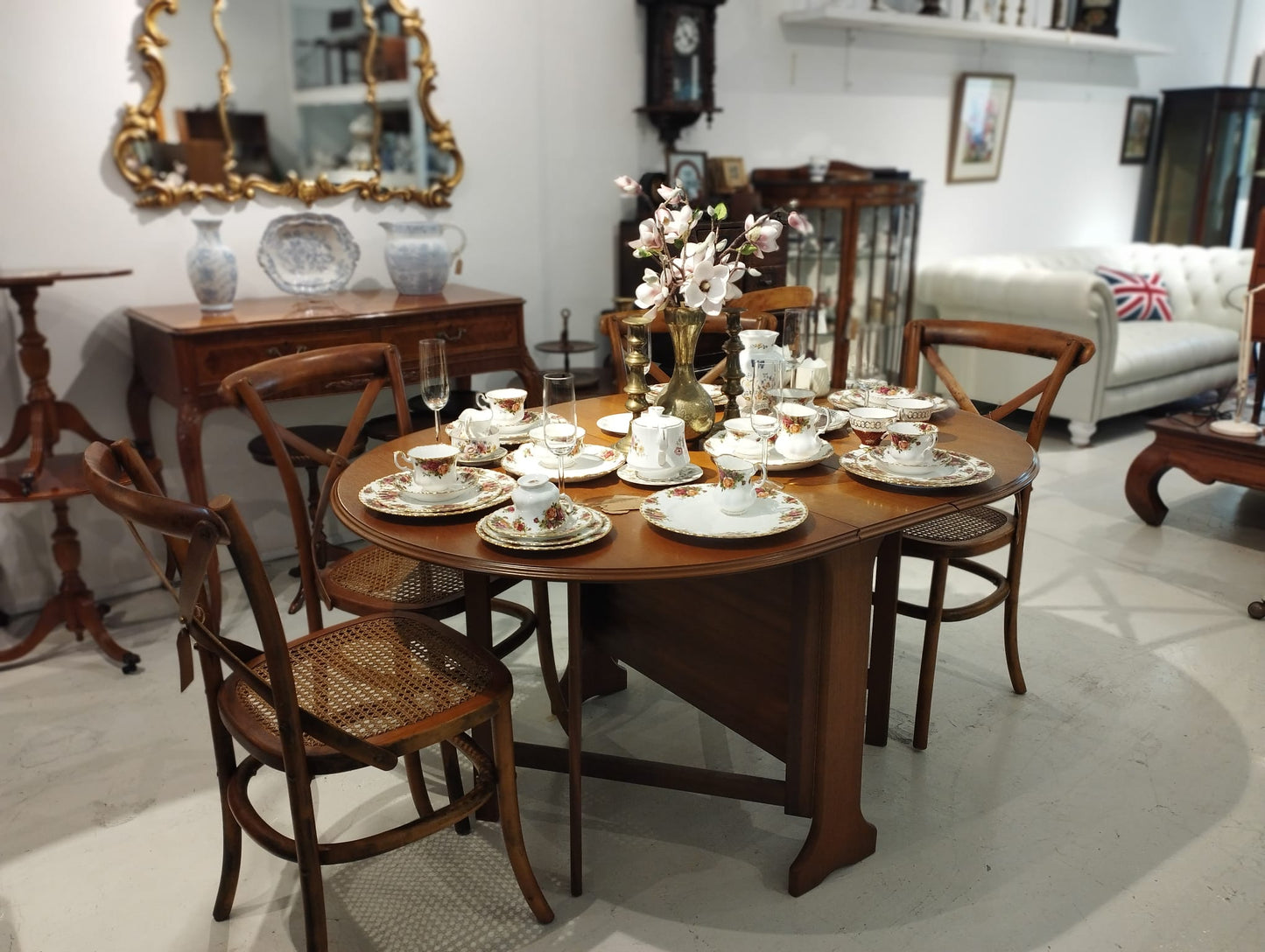 Mid-Century Galley Dinning Table