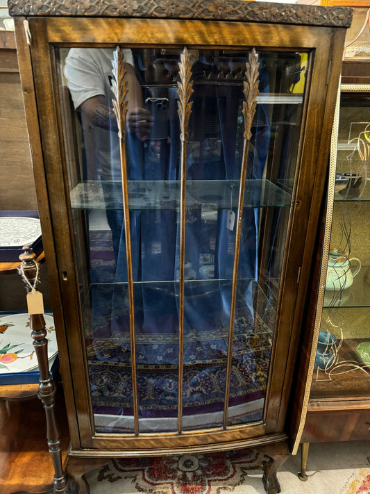 DISPLAY CABINET-OLD-WITH LOCKABLE DOOR-MIRROR BACK