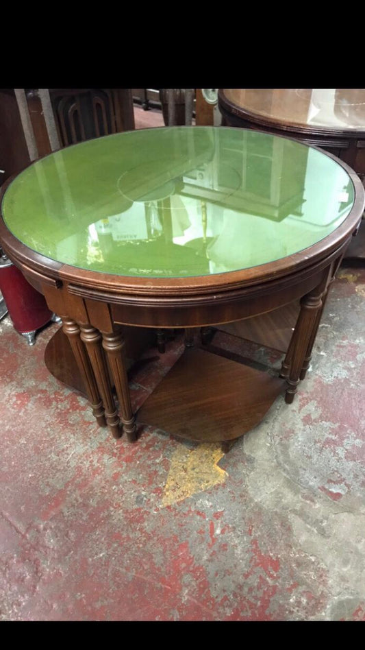 Vintage Round Nested table with 4 chairs Leather top