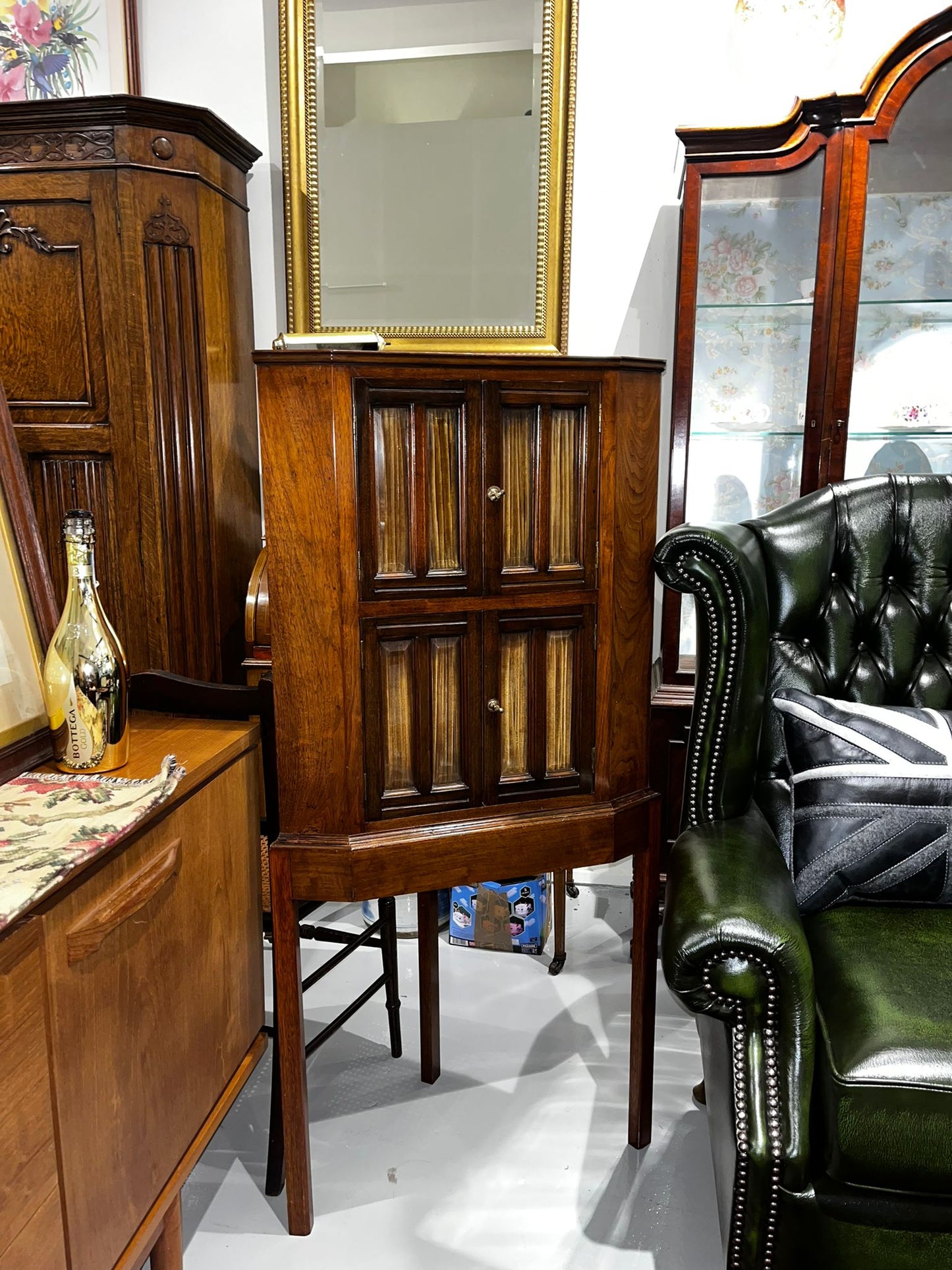 Antique Georgian Style Mahogany Corner Cabinet on Stand