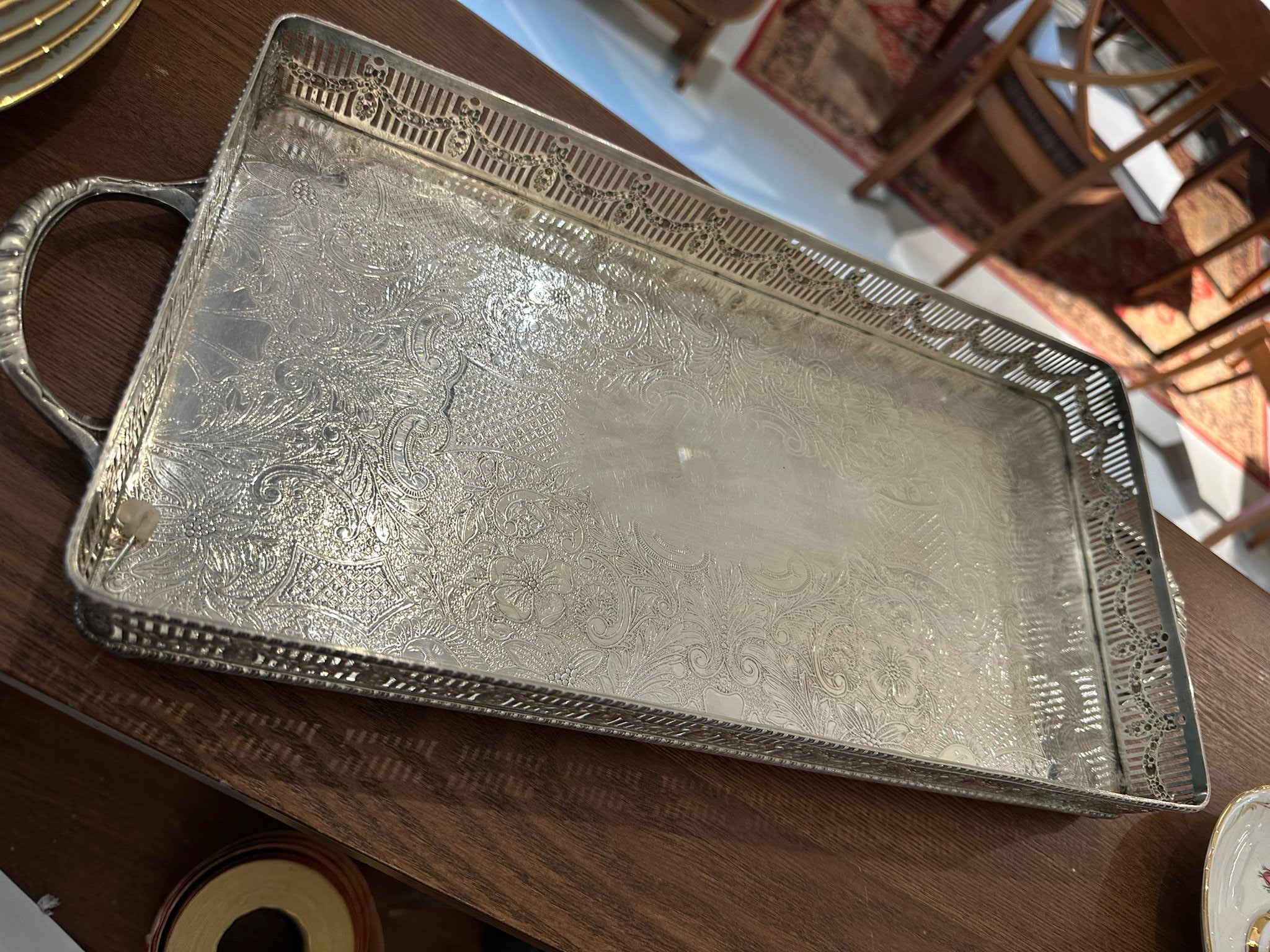 Vintage Sheffield silver plated serving tray (Length 46cm x Depth 19cm x Height 4.5cm)