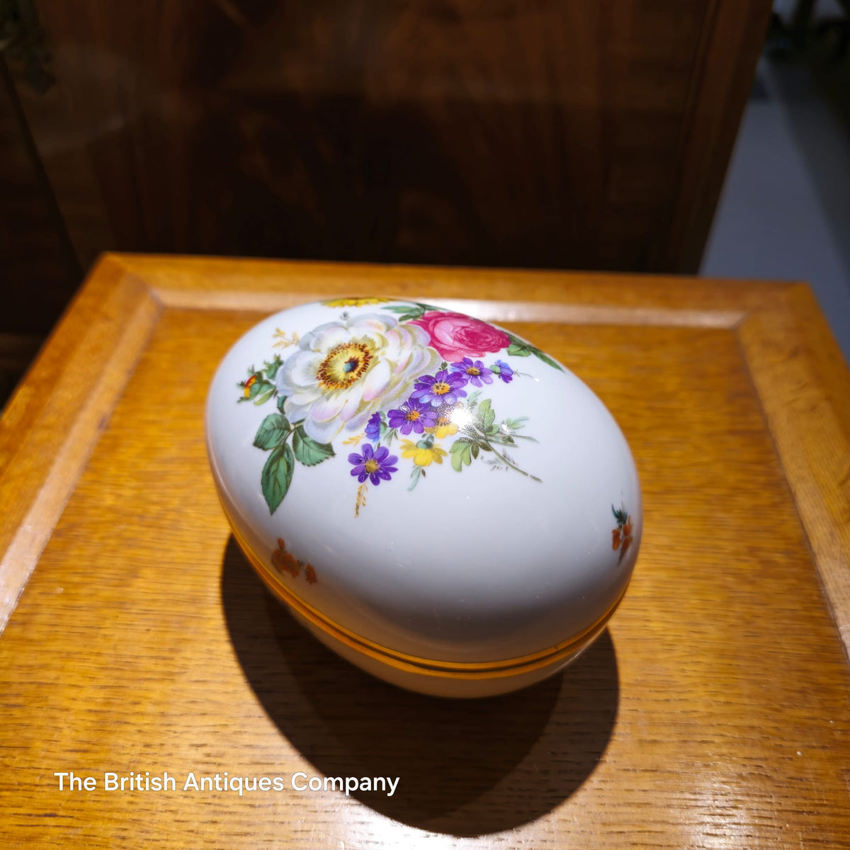 Vintage Fürstenberg Germany Porcelain Egg Trinket Box – Floral Bouquet