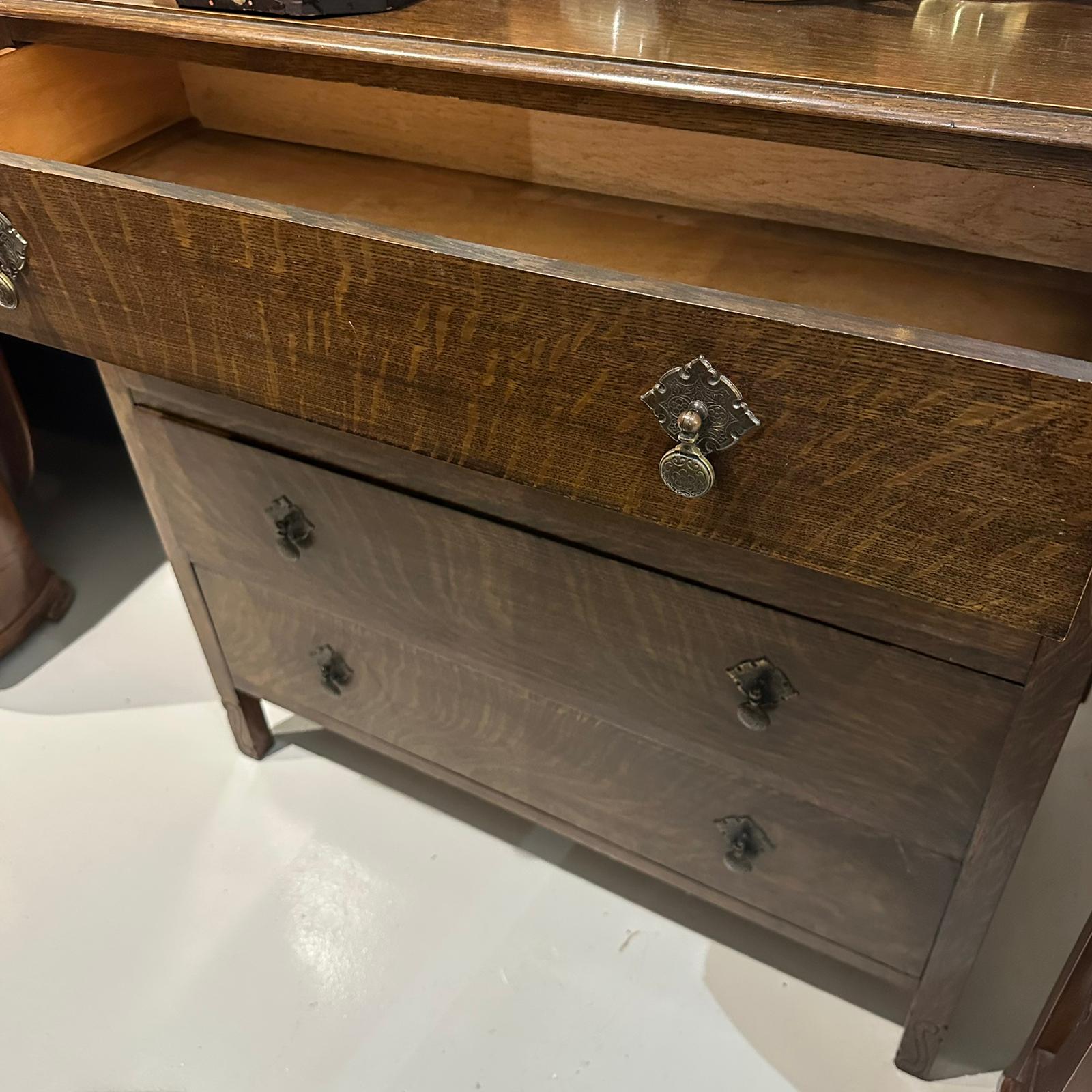 Edwardian Oak Chest of 4 Drawers
