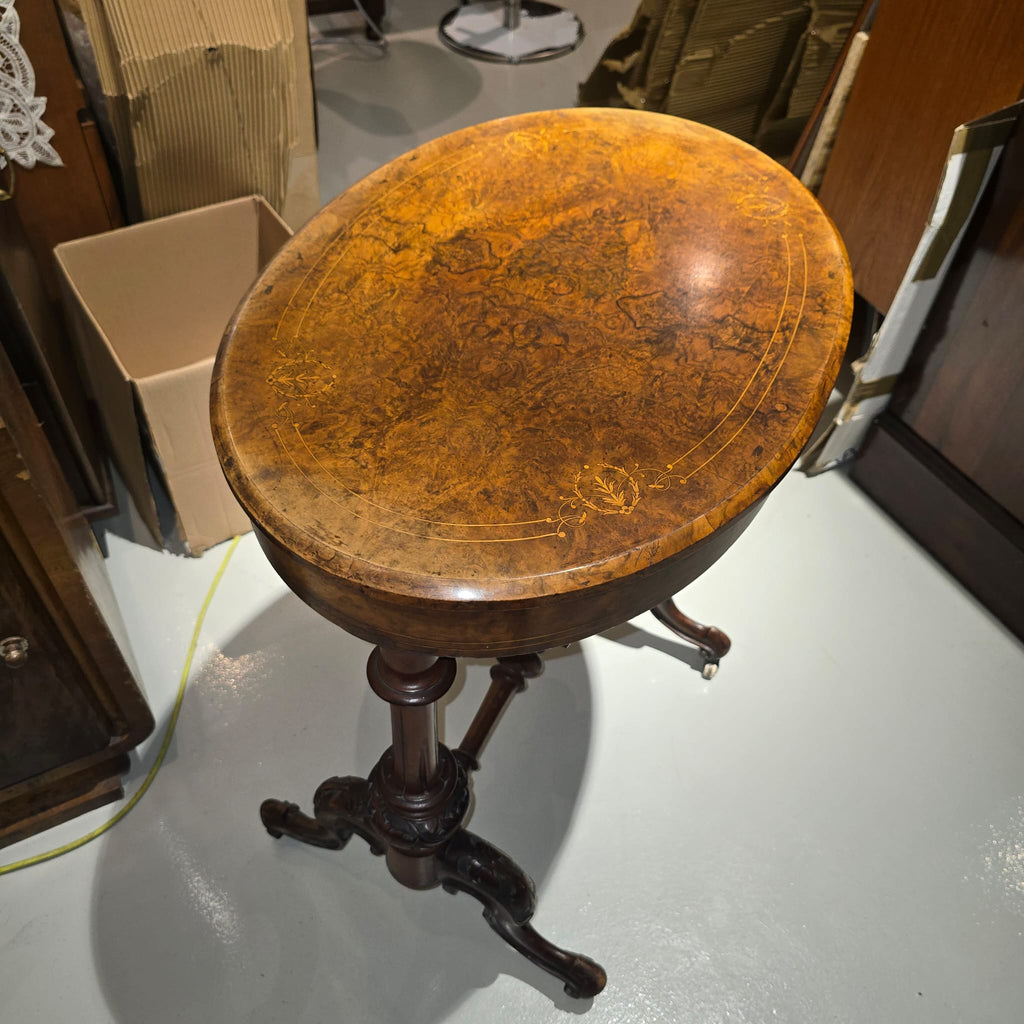 [New Arrival] Victorian-Era Walnut Work Table (Sewing Table / Trumpet)