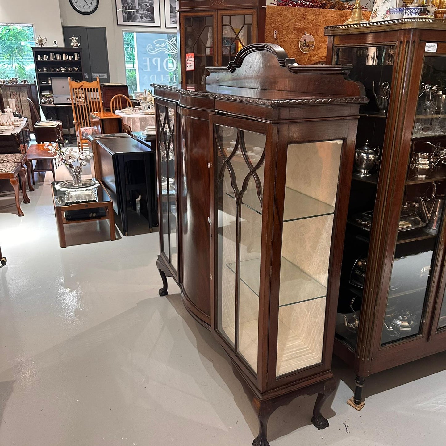 Antique Chippendale Revival Mahogany Display Cabinet - circa 1900s