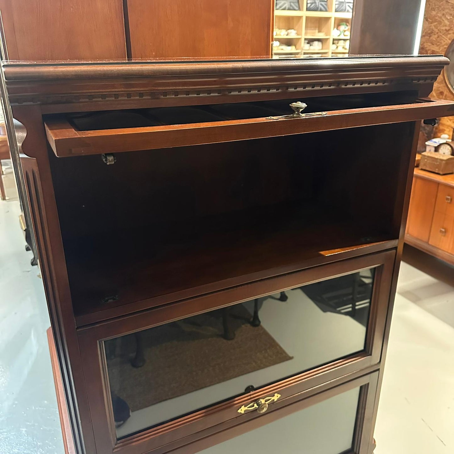 Vintage Lexington Cherry Wood 3-Tier Barrister Bookcase