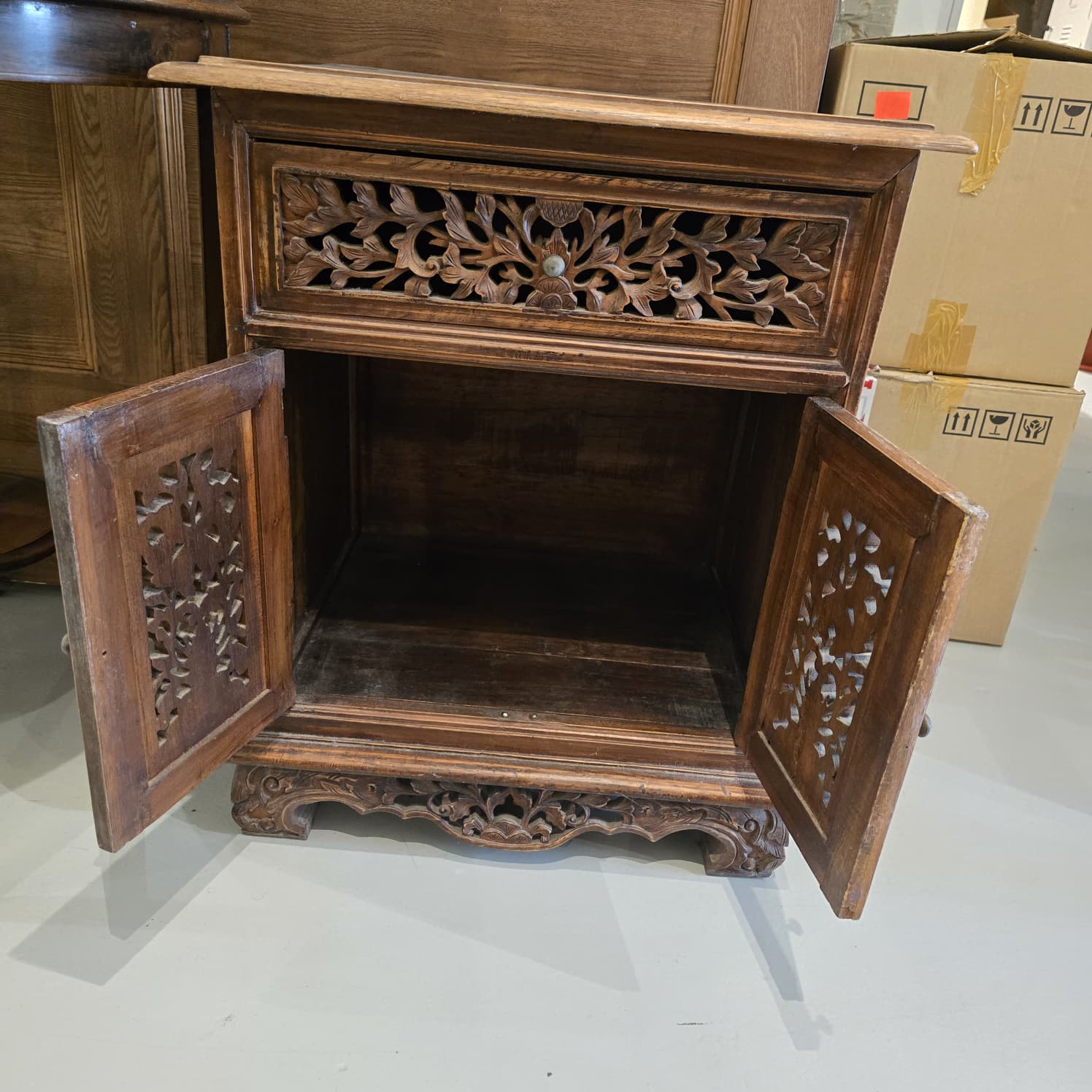 Vintage Hand-Carved Teak Bedside Cabinet – Peranakan Style Pierced Wood Side Cupboard (c. 1950-1970)