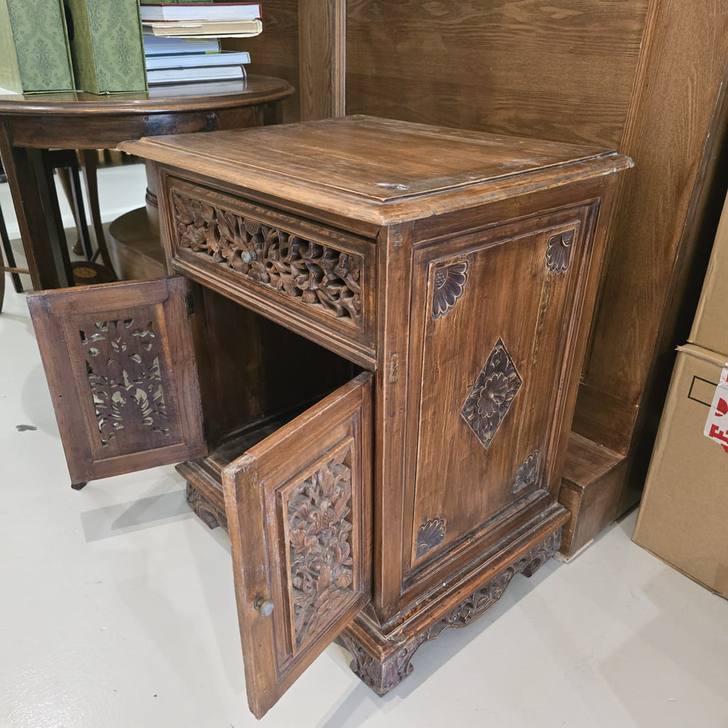 Vintage Hand-Carved Teak Bedside Cabinet – Peranakan Style Pierced Wood Side Cupboard (c. 1950-1970)