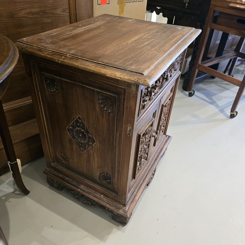 Vintage Hand-Carved Teak Bedside Cabinet – Peranakan Style Pierced Wood Side Cupboard (c. 1950-1970)
