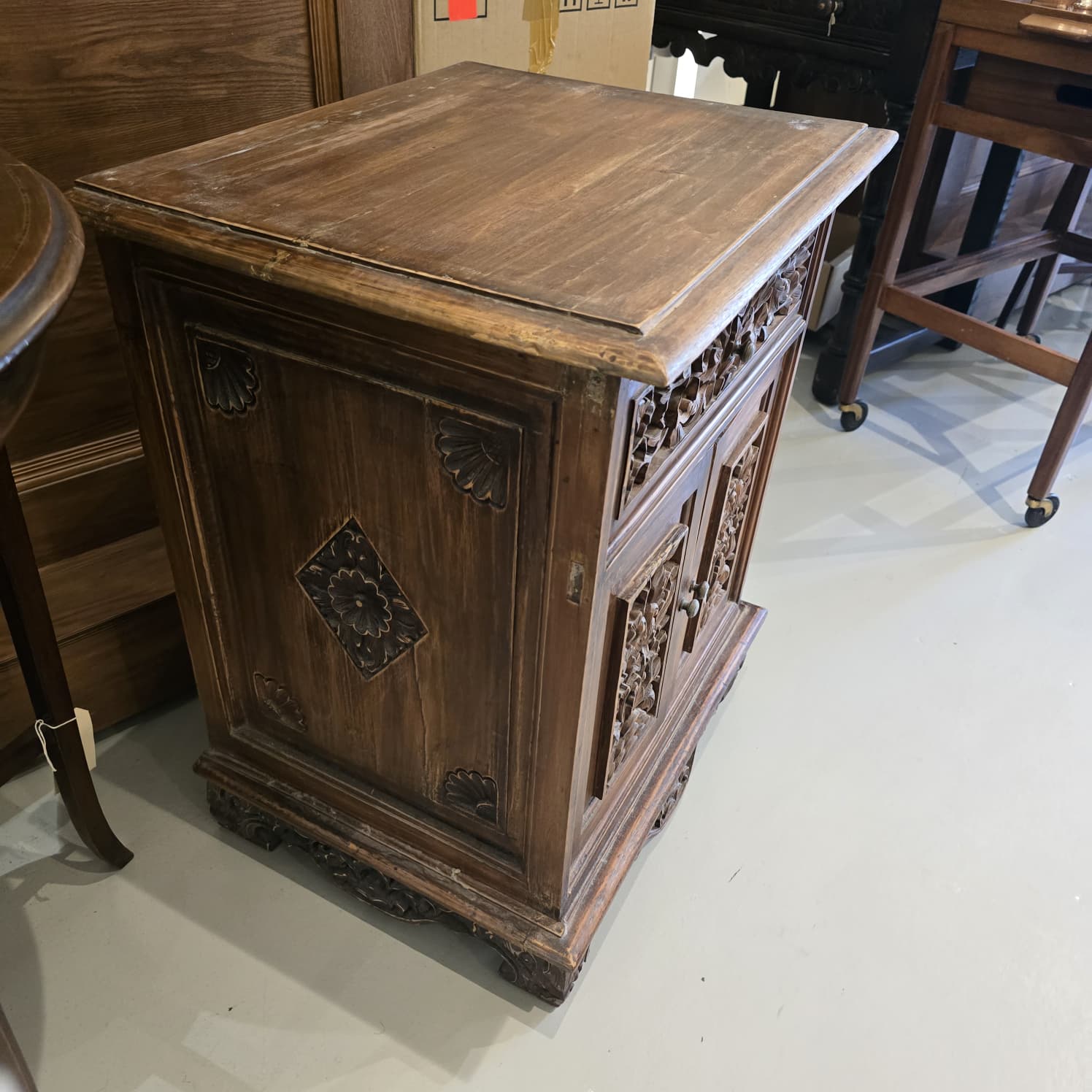 Vintage Hand-Carved Teak Bedside Cabinet – Peranakan Style Pierced Wood Side Cupboard (c. 1950-1970)
