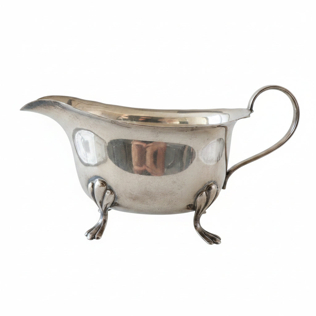 Vintage EPNS Silver-Plated Gravy Boat – George II Style Tripod Sauce Server (c. 1930-1960)