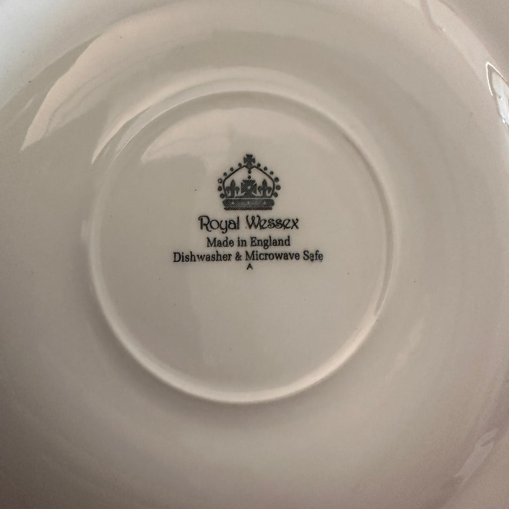 Vintage Royal Wessex Blue & White "Coaching Scene" Plate – Made in England (c. 1980-1990)