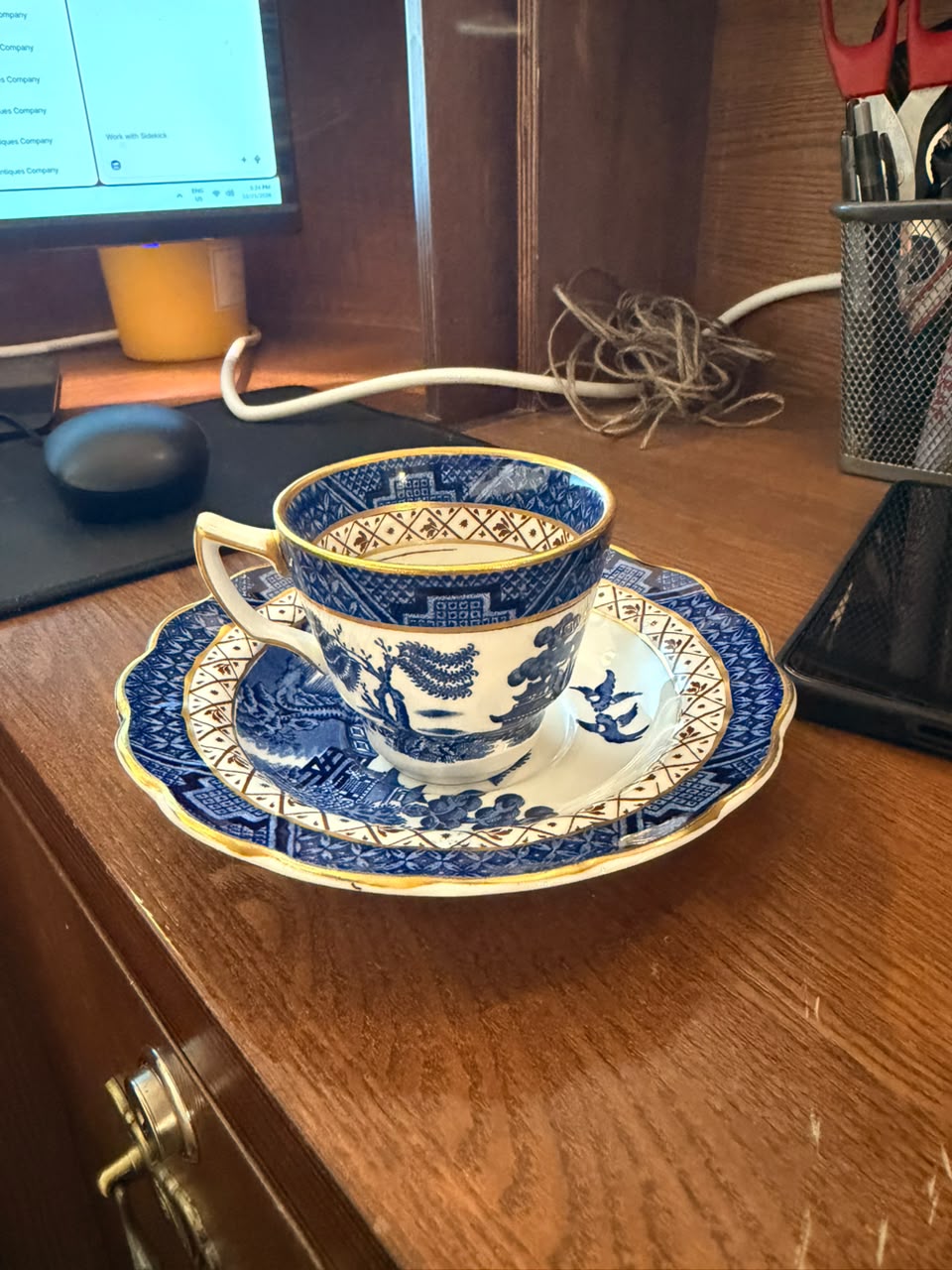 Royal Old Willow Teaset