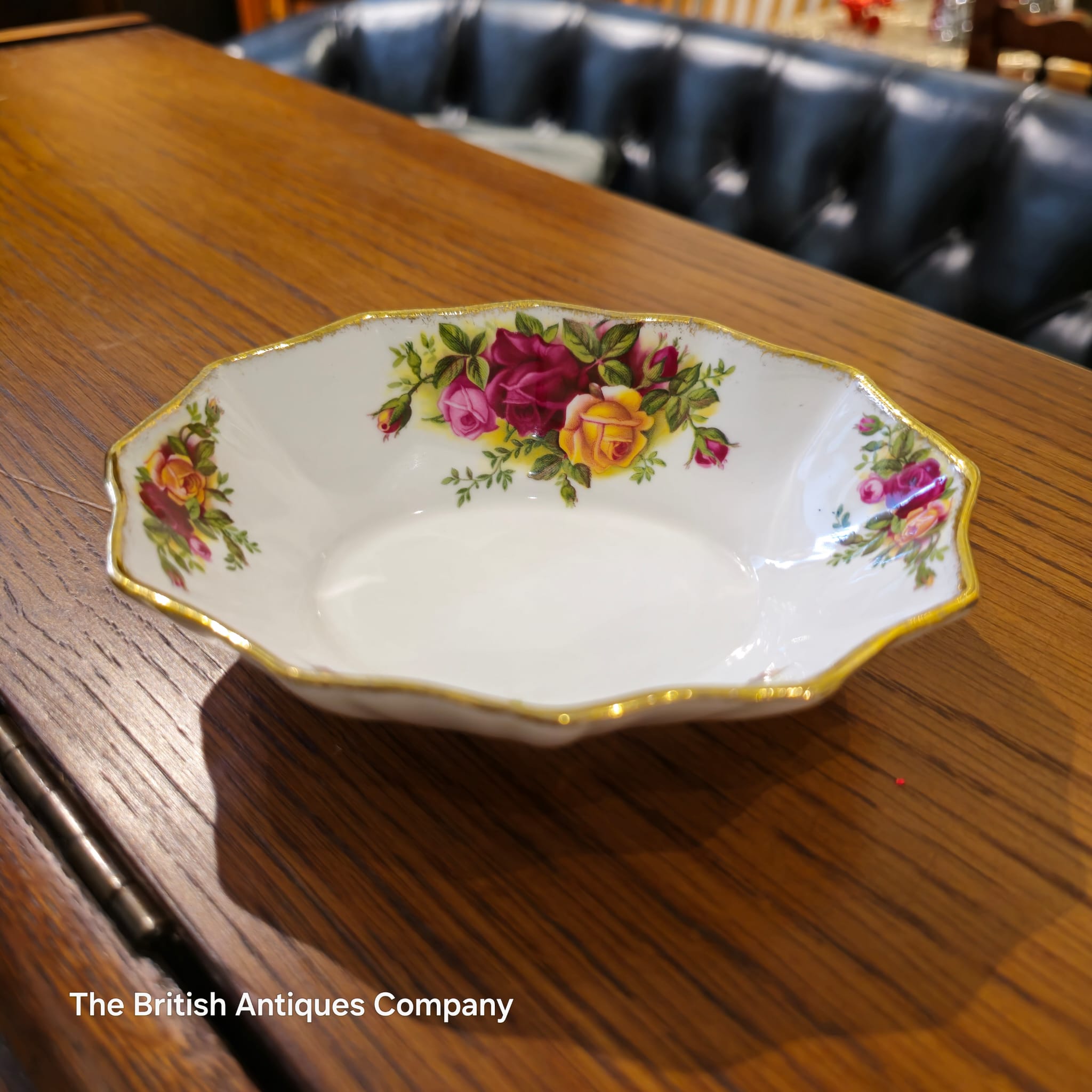 Royal Albert - Old Country Roses Dinnerware