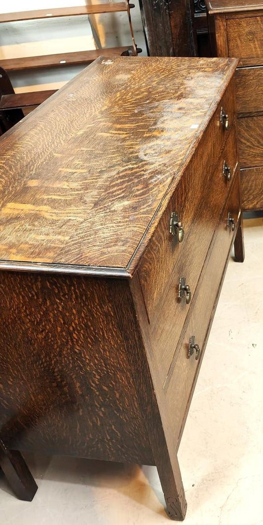 Vintage Oak 3 drawer chest