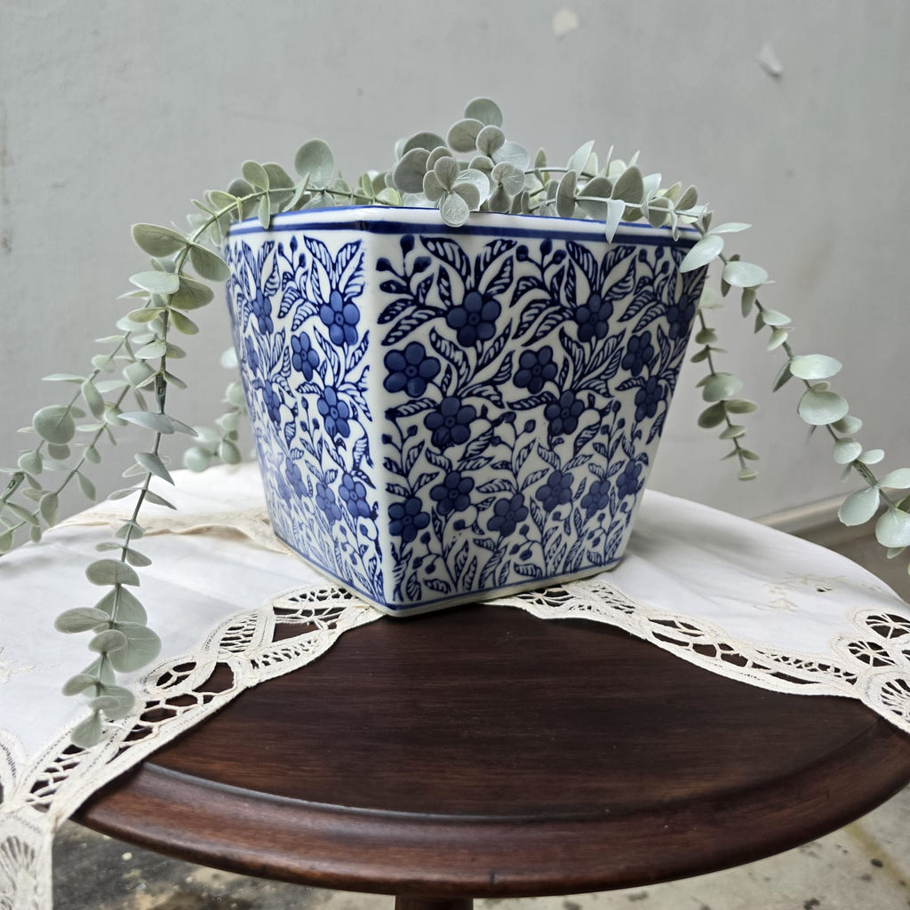Vintage Blue & White Chintz Tapered Square Ceramic Planter (22cm x 17cm)