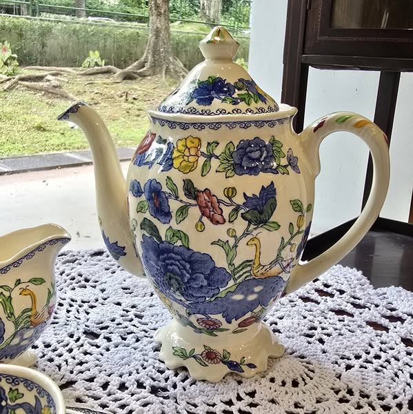 Mason's Regency Ironstone Coffee pot/ Milk jug/coffee set