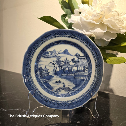 19th century Antique Blue & White Willow Pattern Plate