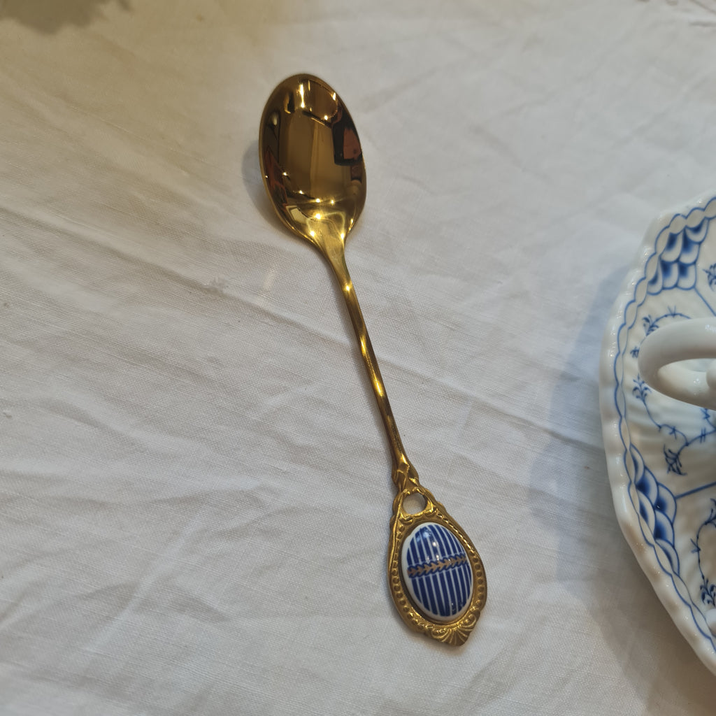 Vintage Stainless steel spoon (Blue Stripe)