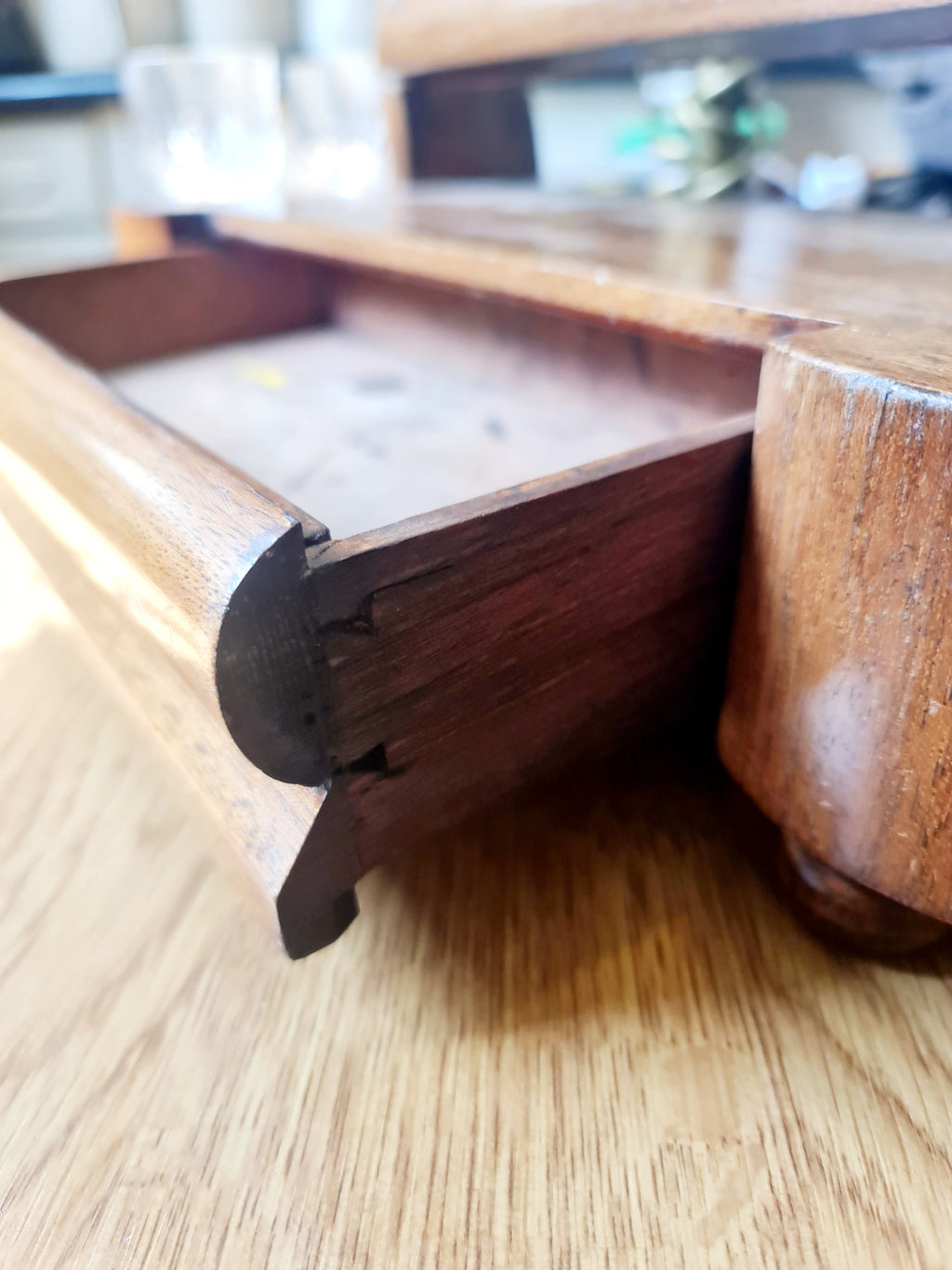 Victorian mahogany table top mirror - lovely patina