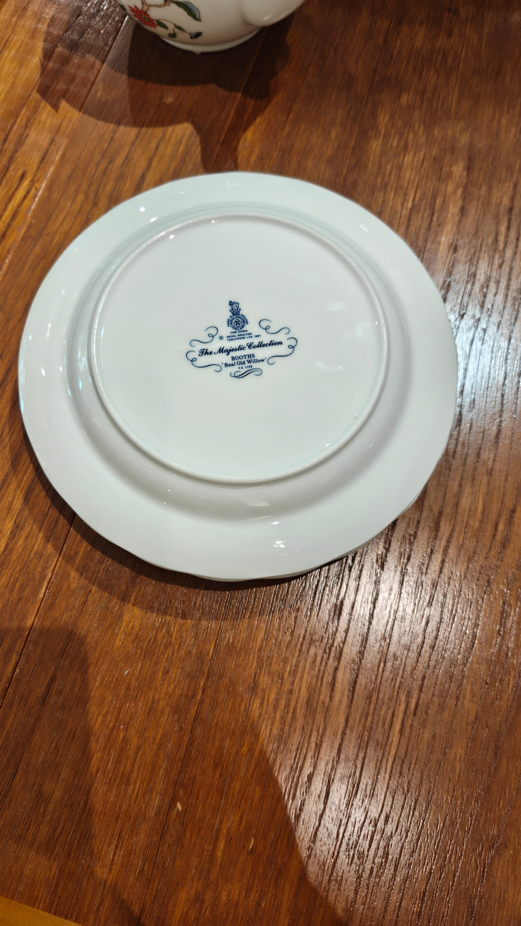 Royal Doulton blue willow 21.5 cm plate