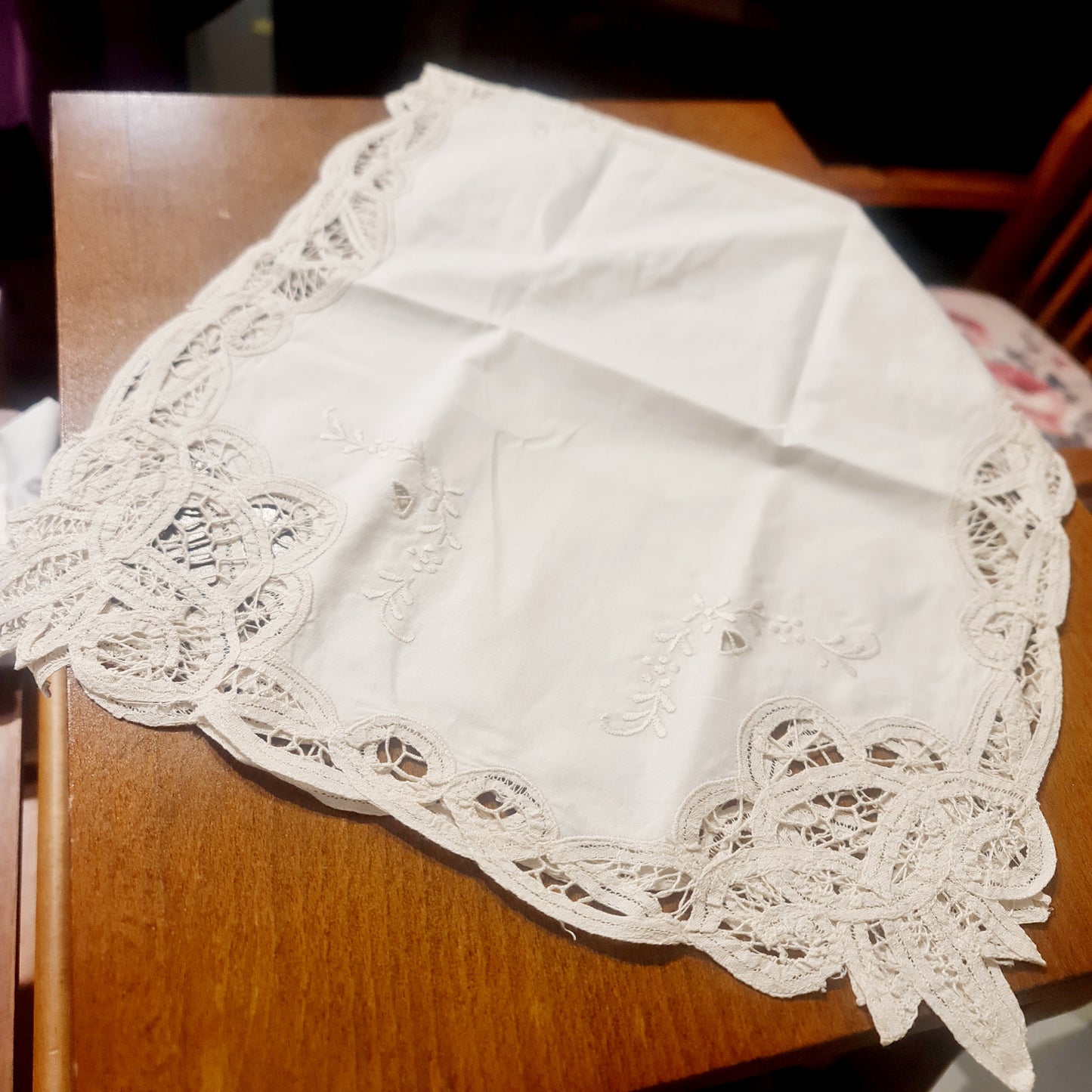 Linen table runner 88 x 38 cm beige