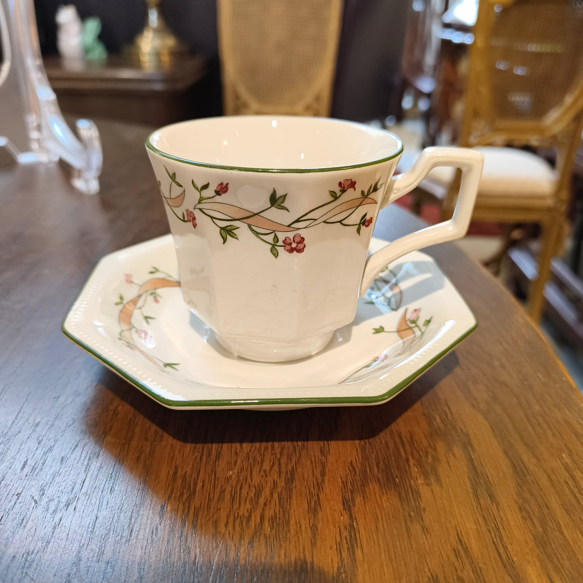 Johnson Brothers Eternal Beau Vintage Dinnerware Collection
