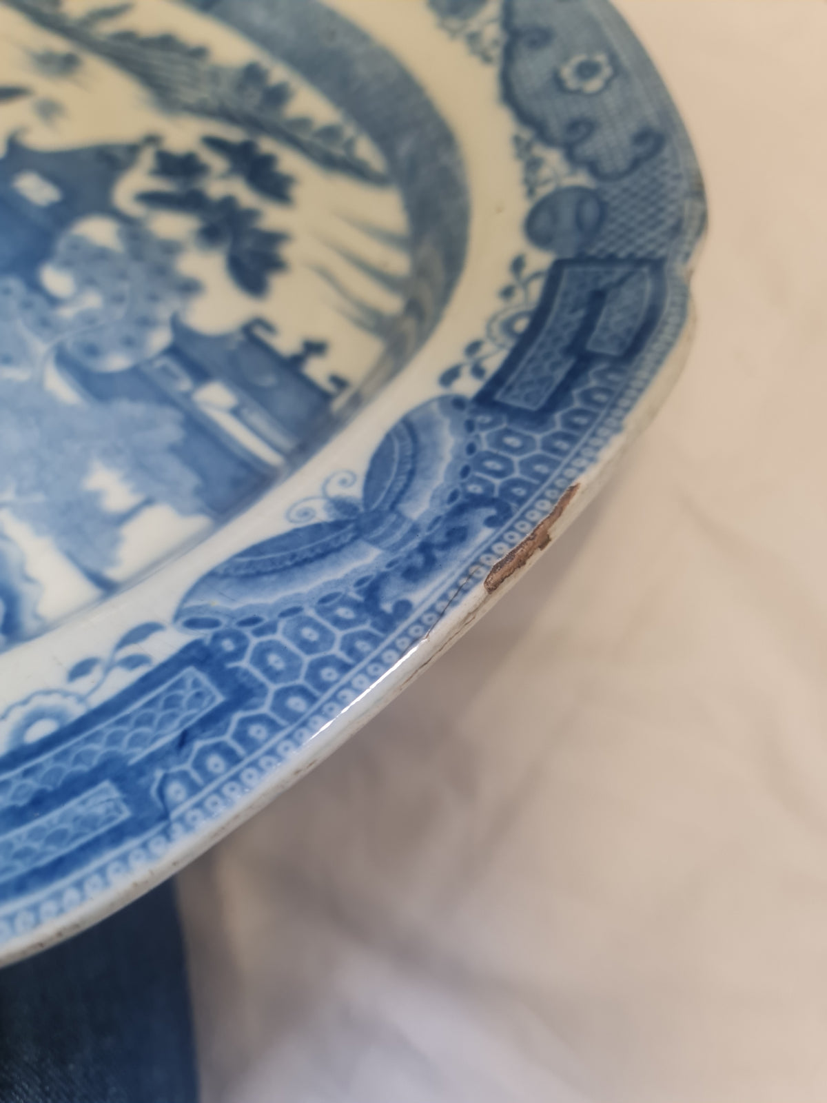 English Pearlware Blue & White Staffordshire Pottery Platter C1810-1825 - worned out on edge