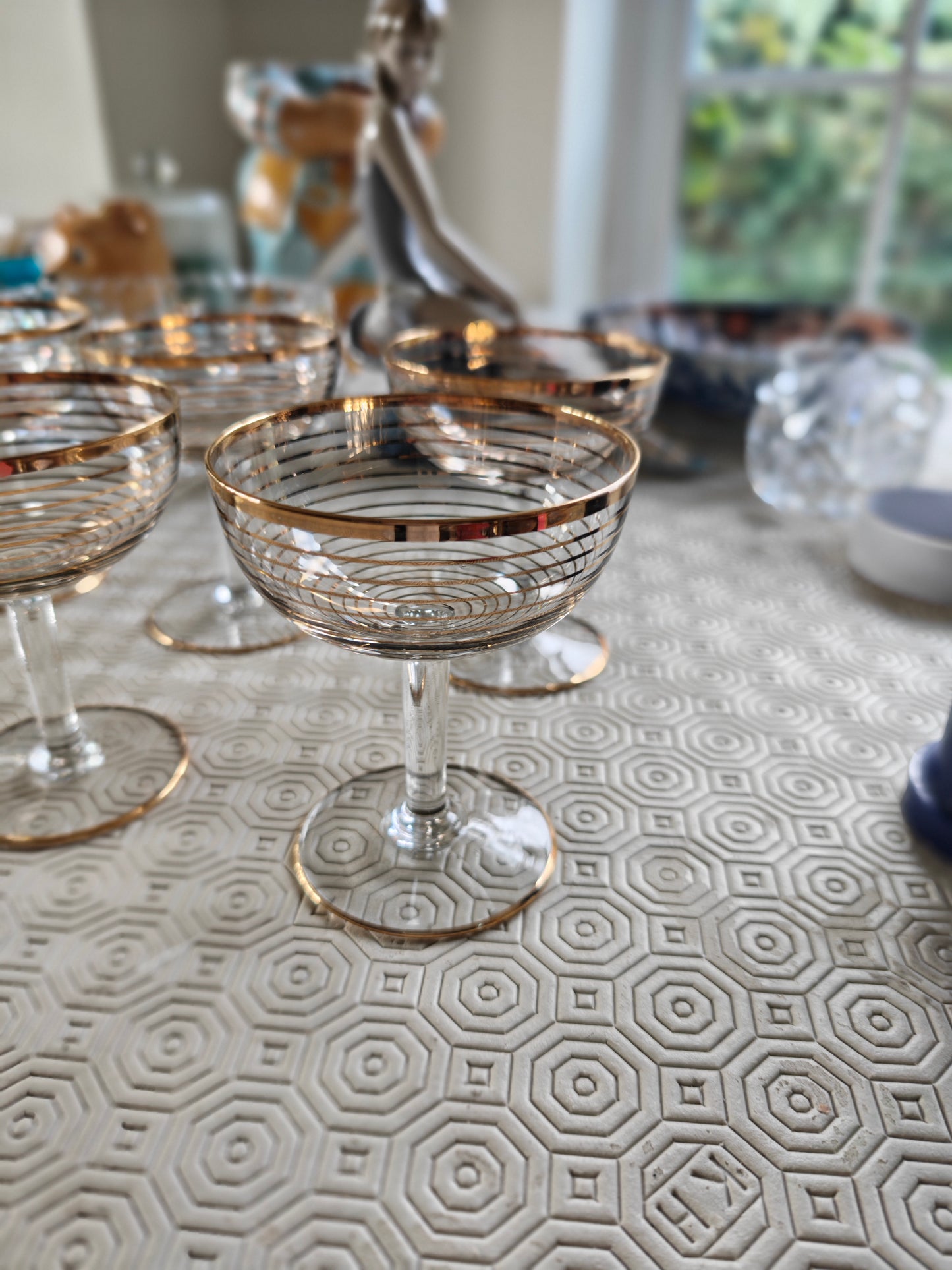 6 x beautiful vintage cocktail glass with gold rim