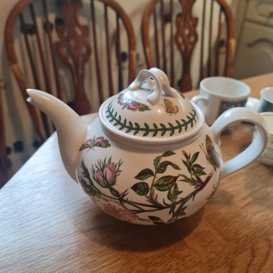 Big Portmeirion teapot serve 6