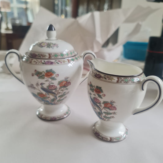Wedgwood kutani milk jug abd sugarbowl with lid