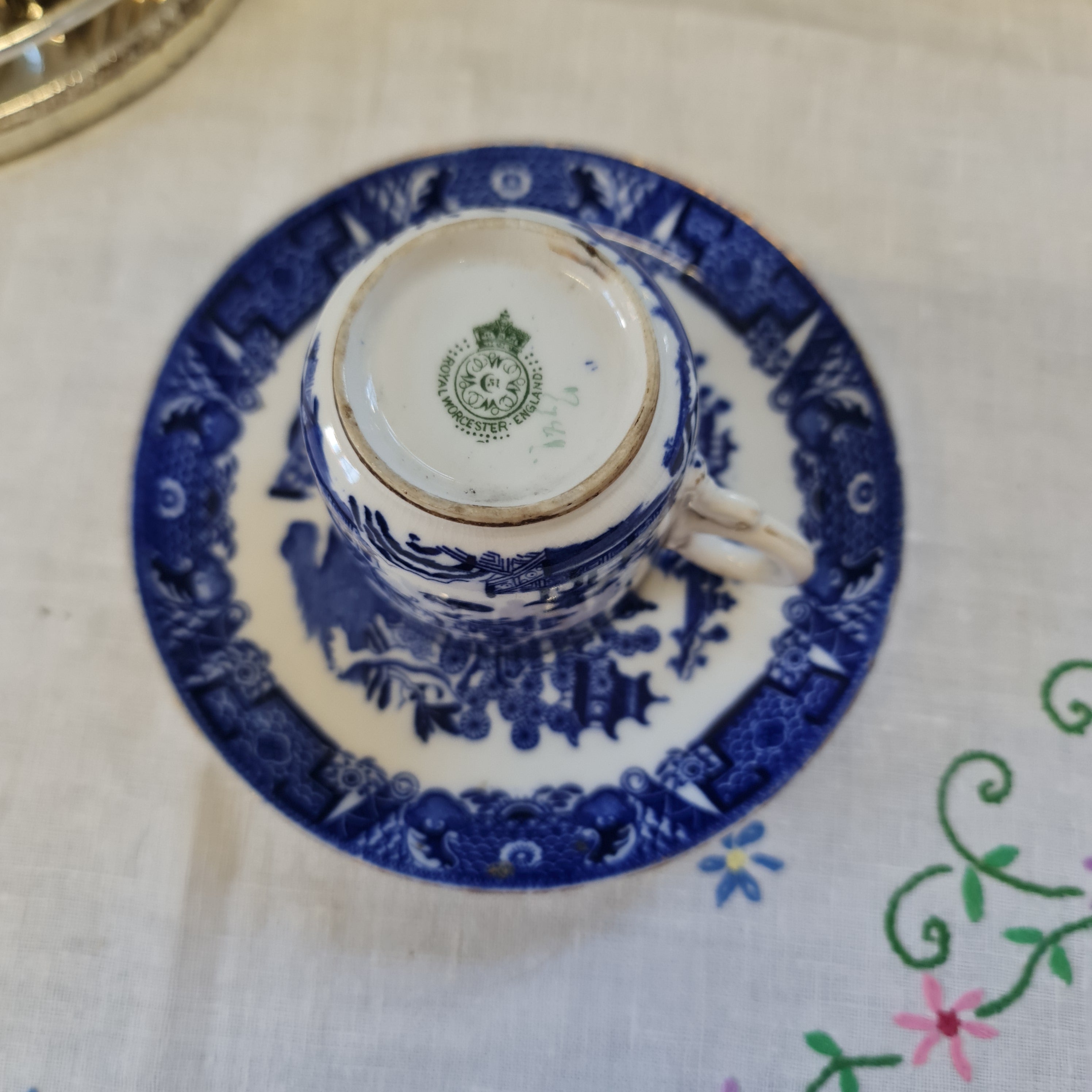 19th century Royal Worcester blue willow coffee set