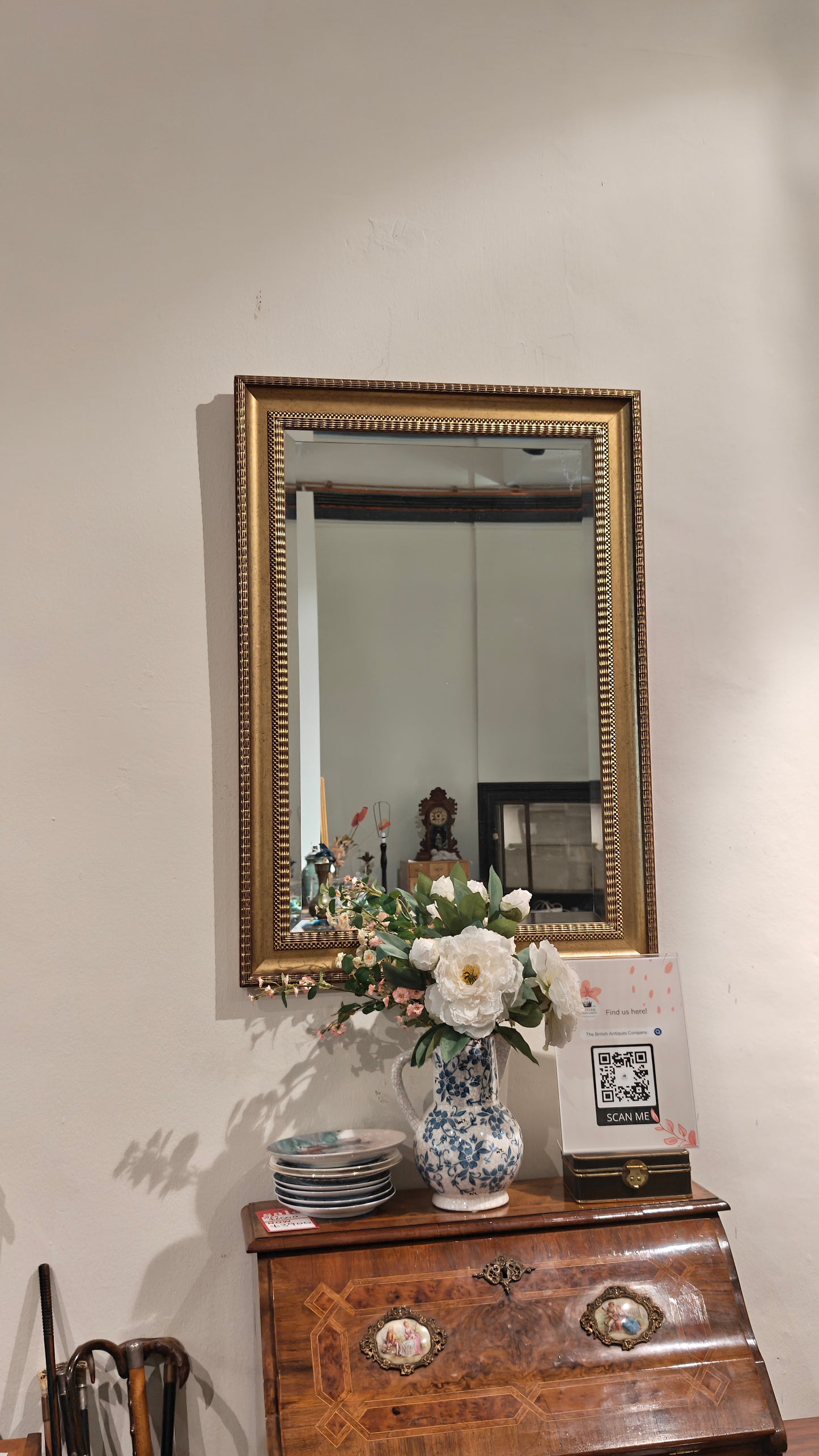 Vintage Gilt Framed Bevel Edge Wall Mirror | 100 x 70 cm