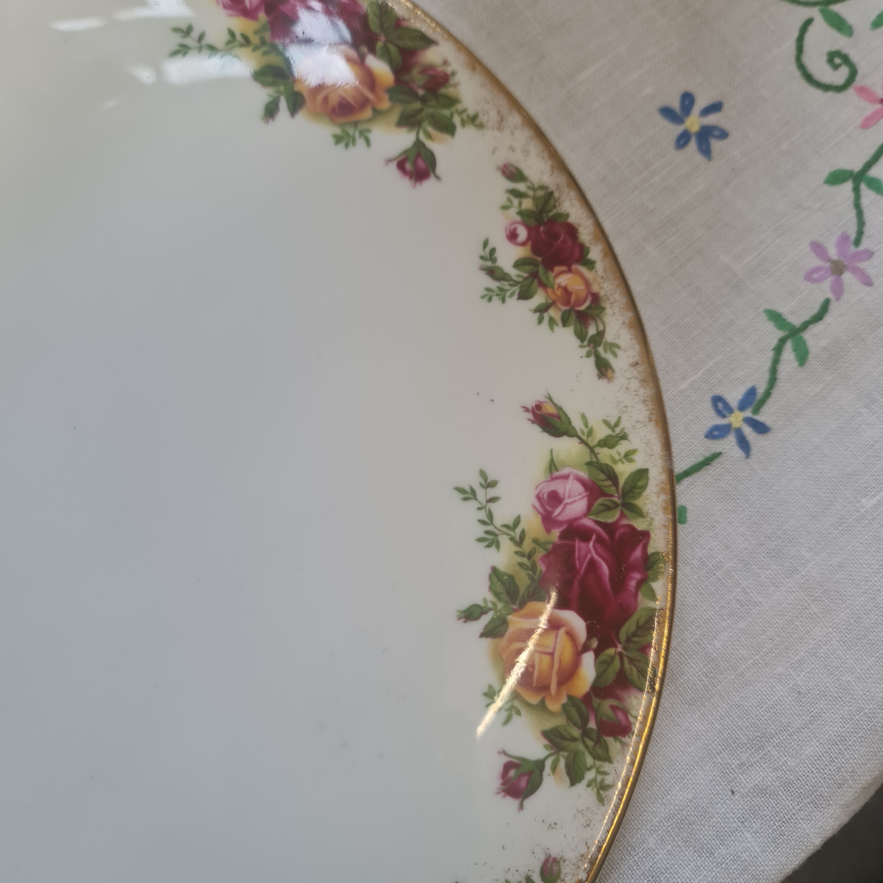 Royal Albert old Country Rose Cake stand- 1962 version