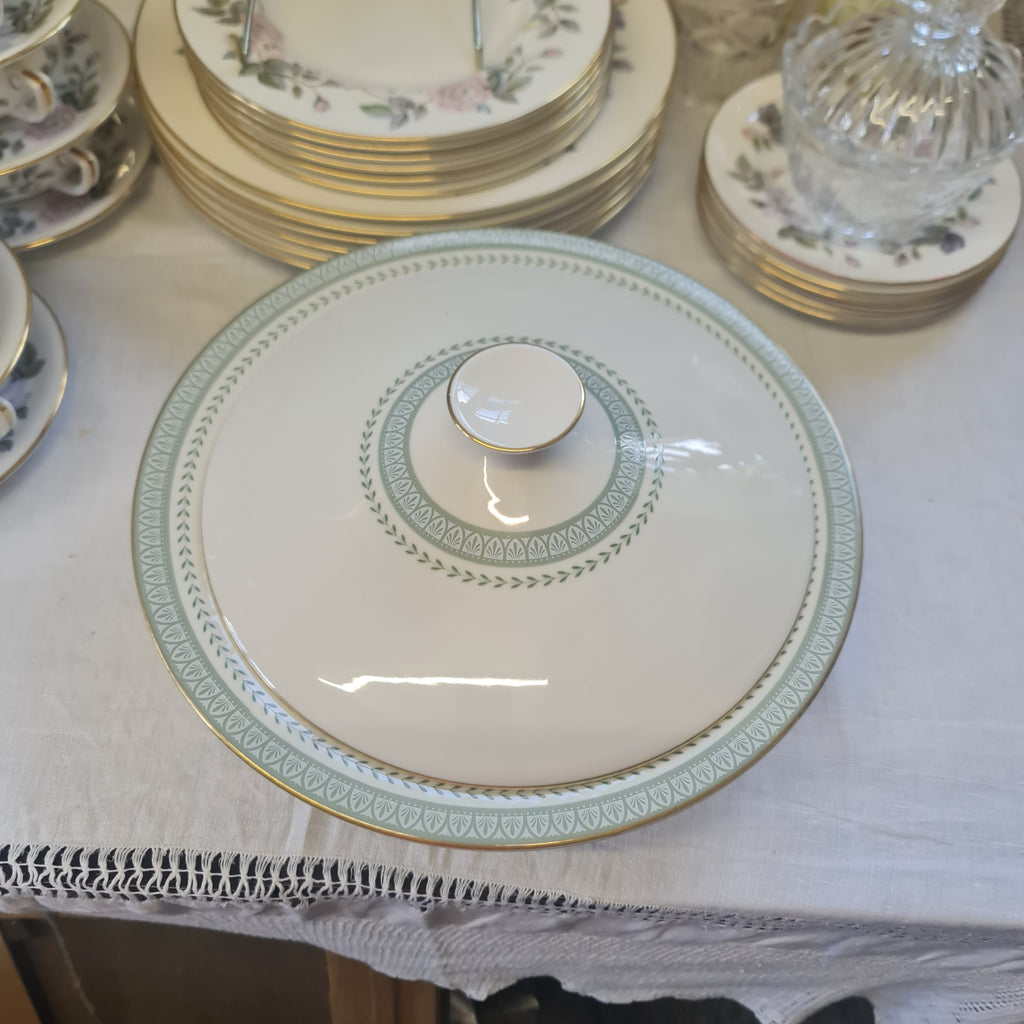 Royal Doulton fine bone china Tureen - Berkshire
