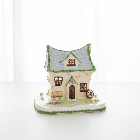 Coalport The Crooked Cottage mini house