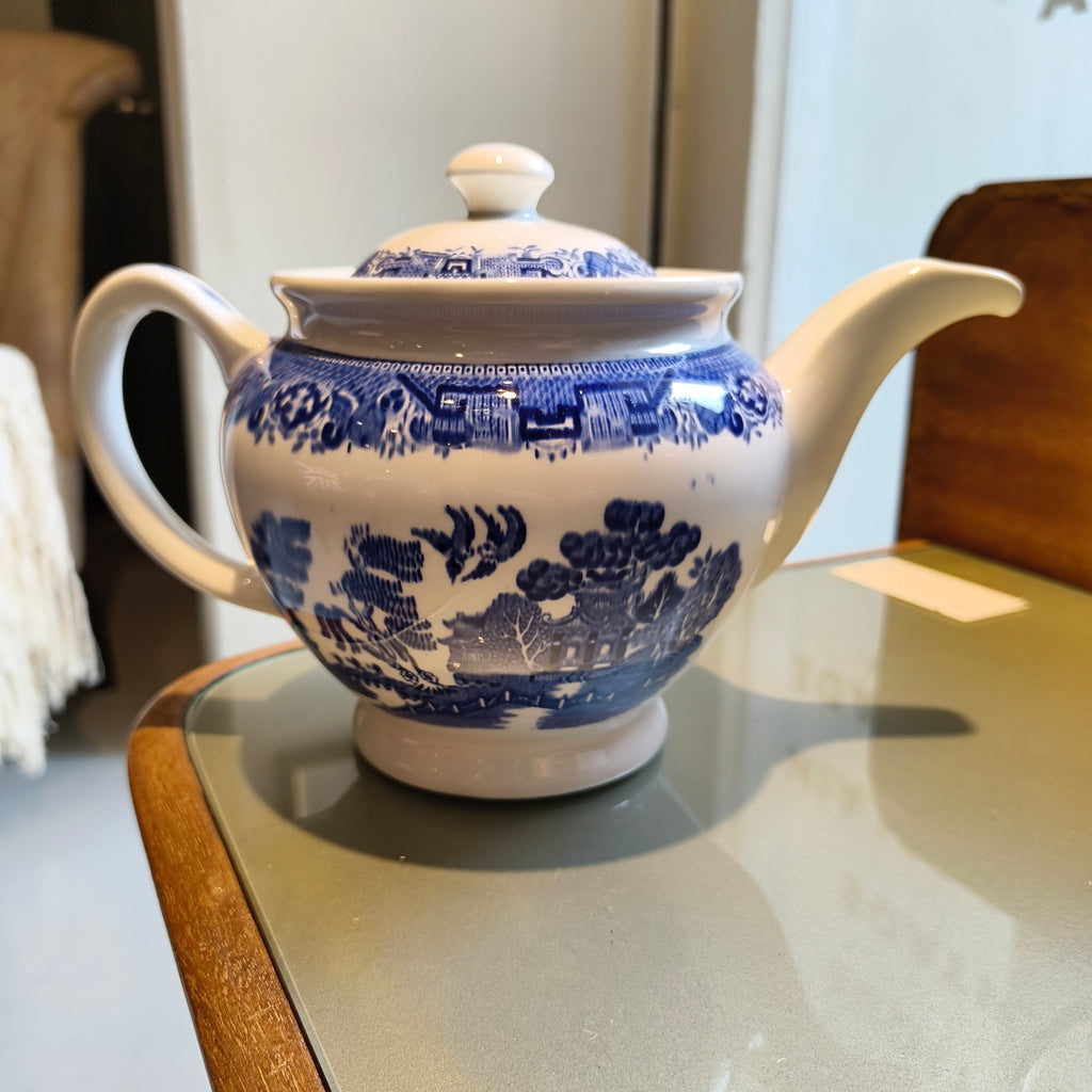 Ridgway Blue Willow Teapot, c.1952