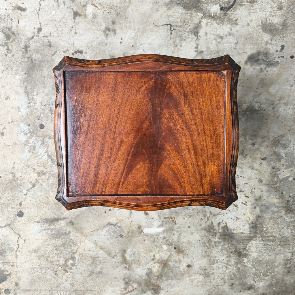 Antique Flame Mahogany Nesting Tables
