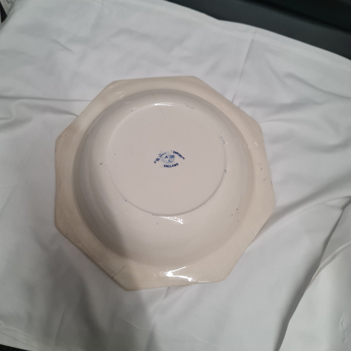 Rare Davenport big fruit bowl - minor crazing