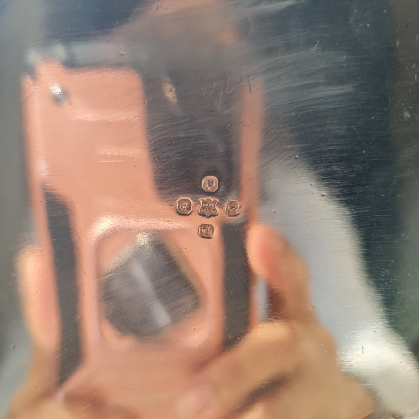 1901 Mappin & Webb silver teapot with Leppard crest- 741 gm