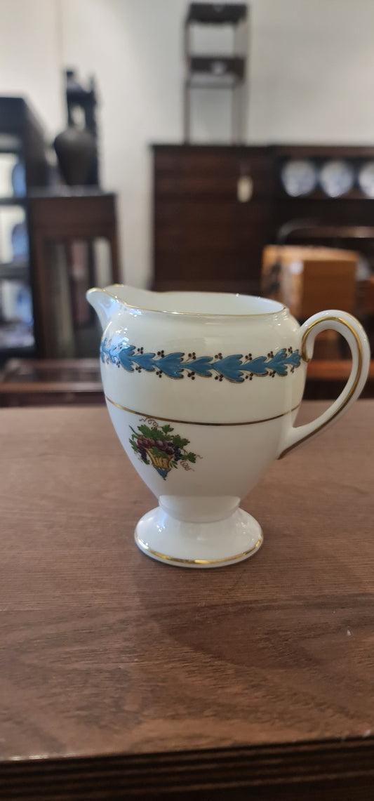 Wedgwood milk jug 001