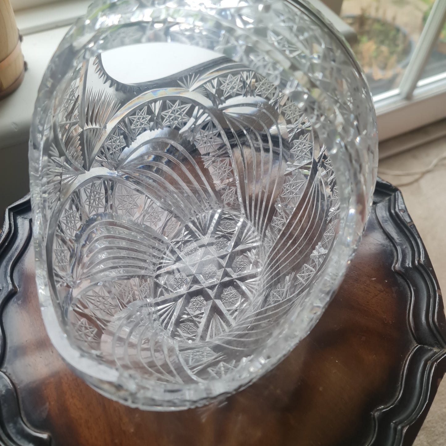 Rare Handcut high quality crustal big bowl  ( possible waterford)