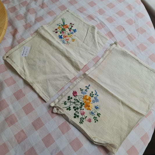 Lovely 2 x hand embroidery table mat